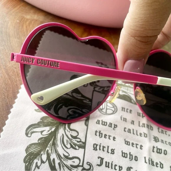 Juicy Couture Hot Pink Lolita Heart Shaped Sunglasses with Case RARE/HTF - Picture 7 of 12